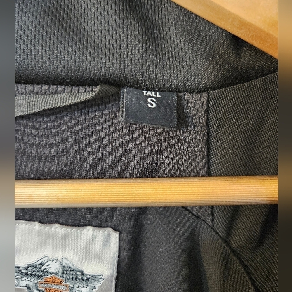 Harley Davidson Women’s Riding Jacket - Picture 6 of 10